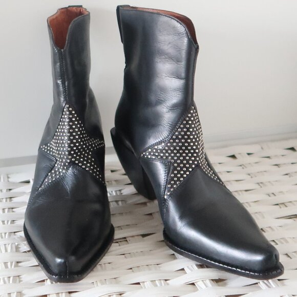 Donald J Pliner Black Leather Studded Western Ankle Boots Women’s - Picture 3 of 16
